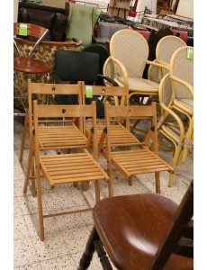 LOT DE 4 CHAISES PLIANTES...